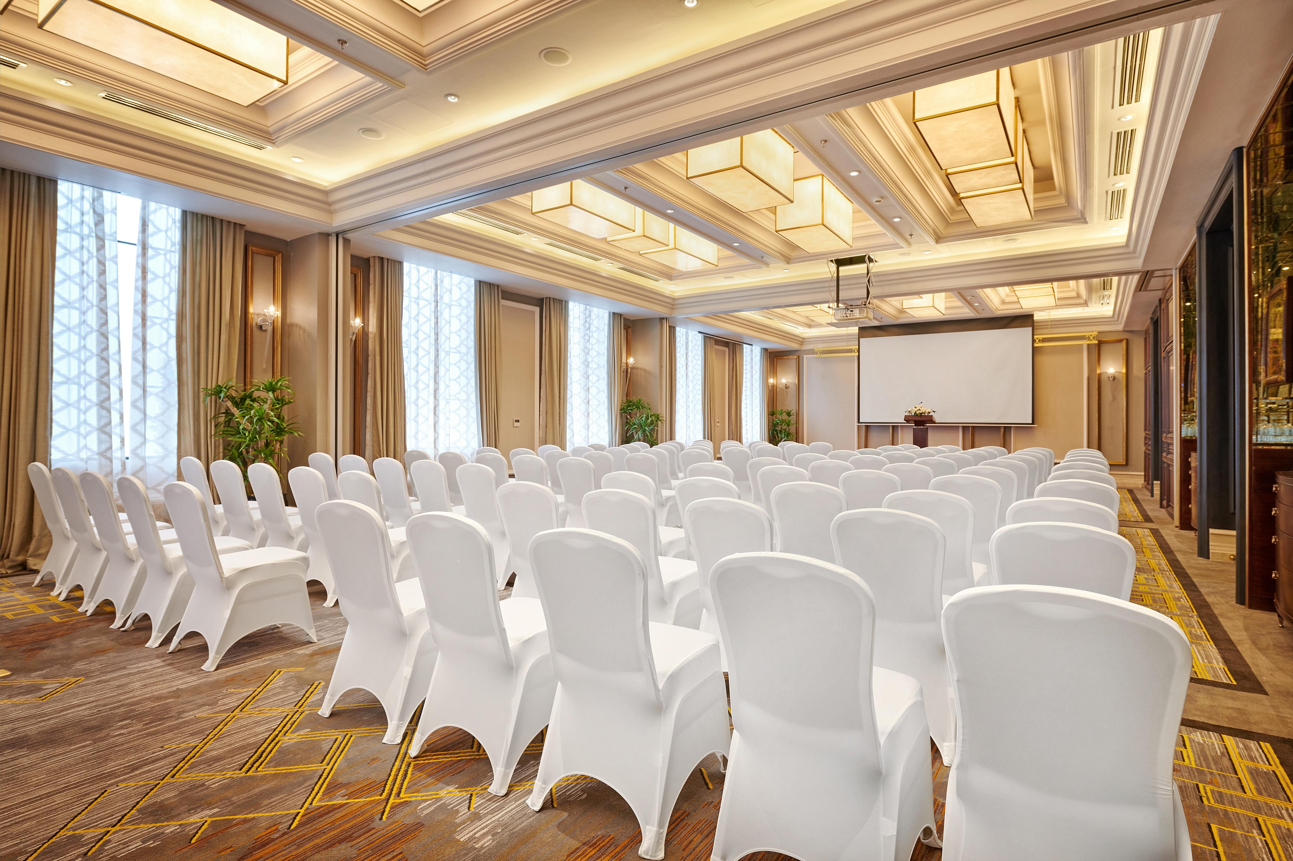 Silk Path Grand Sapa Resort & Spa Exteriör bild The ballroom